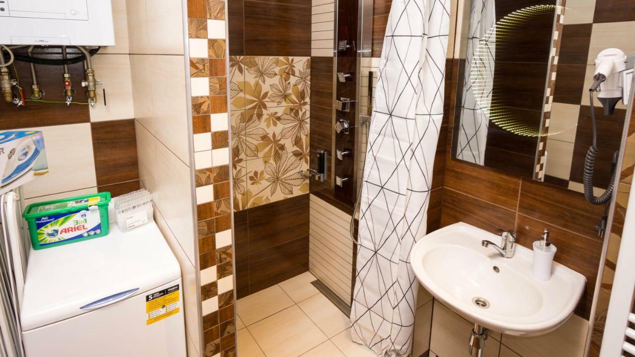 Appartement Four Year Seasons - Walkable To Centre, Metro And Riverside Praag